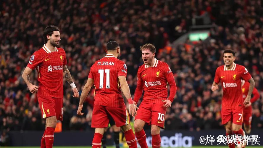 英超格局:阿森纳遭两强追击,曼联利物浦并列,焦点对决引爆下轮 英超格局:阿森纳遭两强追击,曼联利物浦并列,焦点对决引爆下轮